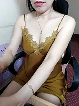 Moona heny online show from 04/14/26, 11:44