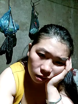 quynhkoolbae online show from 10/03/25, 01:08