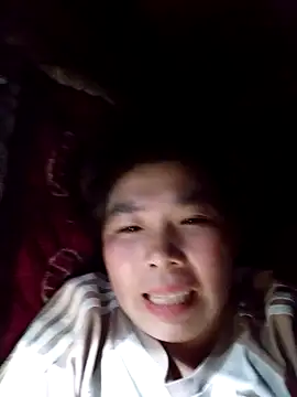 quynhkoolbae online show from 10/25/25, 03:07