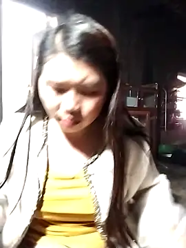 quynhkoolbae online show from 03/08/26, 01:36