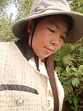 quynhkoolbae online show from 04/14/26, 01:11