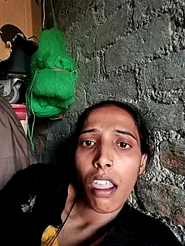 Pinki thakur 1 online show from 11/24/25, 06:02