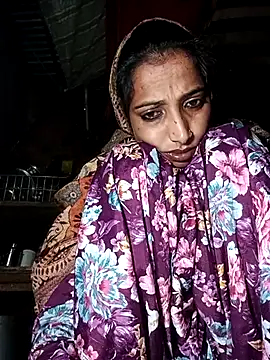 Pinki thakur 1 online show from 01/12/26, 07:52