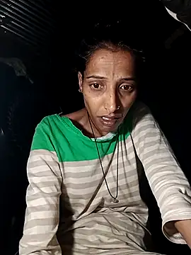 Snapshot of Pinki_thakur_1 chatting on 07/14/26, 06:35 Pinki thakur 1 online show from 07/14/26, 06:35