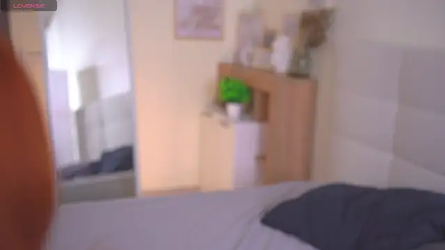 Venelopa online show from 10/09/25, 03:21