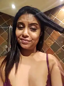 Indian GlowingMiax online show from 01/16/26, 07:29