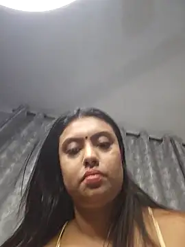 Indian GlowingMiax online show from 03/02/26, 02:36