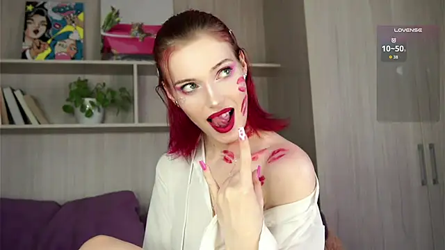 Snapshot of GlaydsLeveto chatting on 10/29/25, 04:04 GlaydsLeveto online show from 10/29/25, 04:04