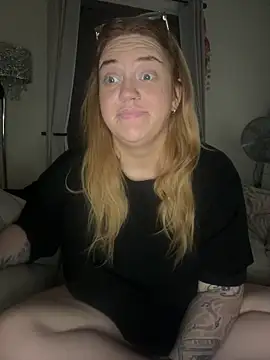 MysteriousMylaX online show from 10/20/25, 12:44