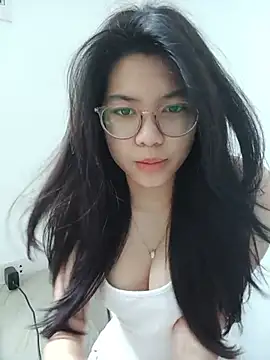 Snapshot of Katanh chatting on 07/06/26, 07:16 Katanh online show from 07/06/26, 07:16