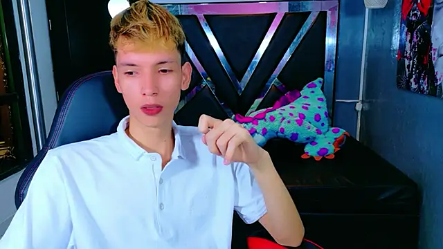 park jimin1 online show from 11/27/25, 12:07