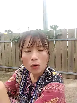 linda bae00 online show from 10/03/25, 02:08