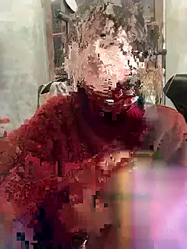 Snapshot of linda_bae00 chatting on 02/03/26, 01:04 linda bae00 online show from 02/03/26, 01:04