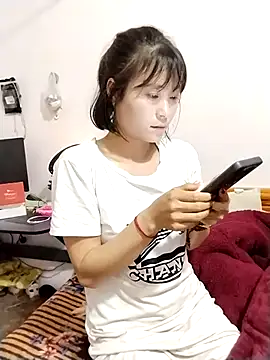 Snapshot of linda_bae00 chatting on 02/19/26, 01:51 linda bae00 online show from 02/19/26, 01:51