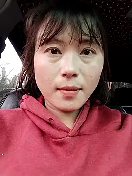 Snapshot of linda_bae00 chatting on 02/23/26, 02:53 linda bae00 online show from 02/23/26, 02:53