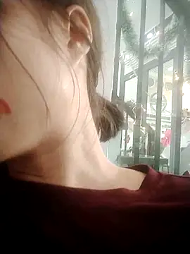 Snapshot of linda_bae00 chatting on 02/24/26, 05:38 linda bae00 online show from 02/24/26, 05:38