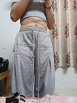 linda bae00 online show from 05/27/26, 06:54