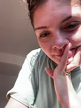Danielaeliana online show from 05/23/26, 05:28