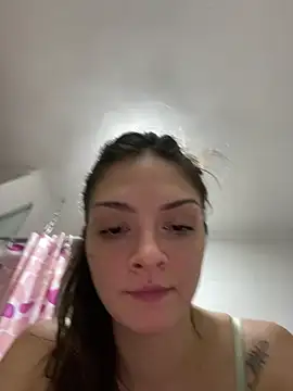 Danielaeliana online show from 05/28/26, 01:14