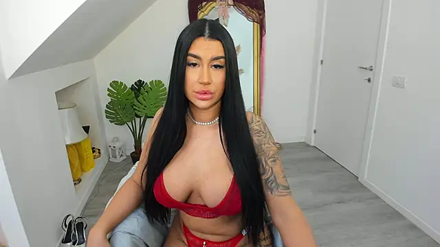 Ranya Evy online show from 01/12/26, 04:23