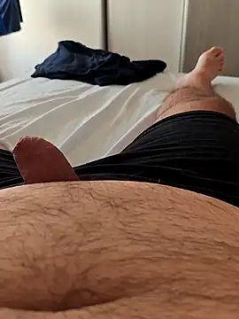 Snapshot of t-dog26 chatting on 10/19/25, 08:26 t-dog26 online show from 10/19/25, 08:26