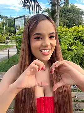 Snapshot of Sam_pablo21 chatting on 10/14/25, 09:37 Sam pablo21 online show from 10/14/25, 09:37