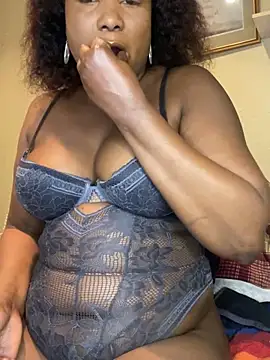 Missparis online show from 06/15/26, 08:00