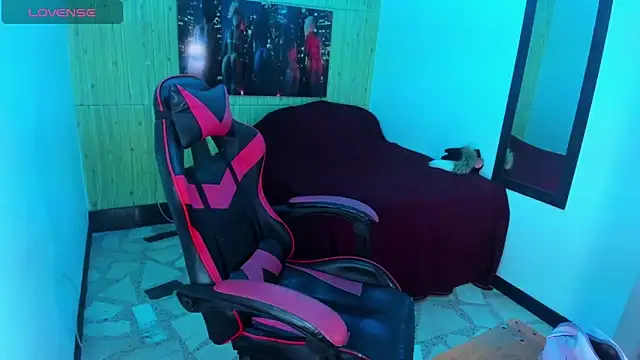 alison moon7 online show from 10/04/25, 12:03