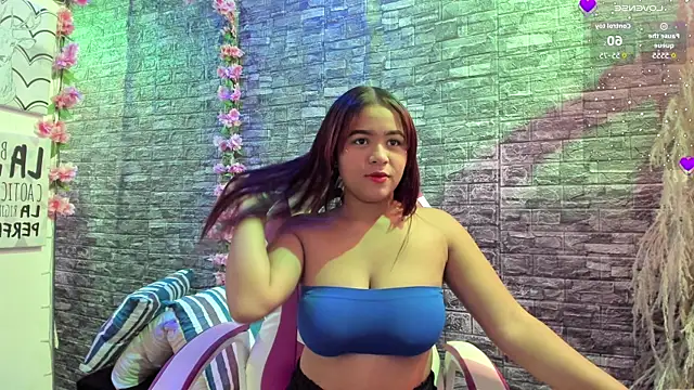 karoll  sex online show from 10/02/25, 02:02