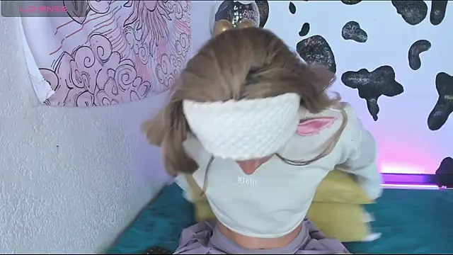 brihanna cooper online show from 12/18/25, 02:01