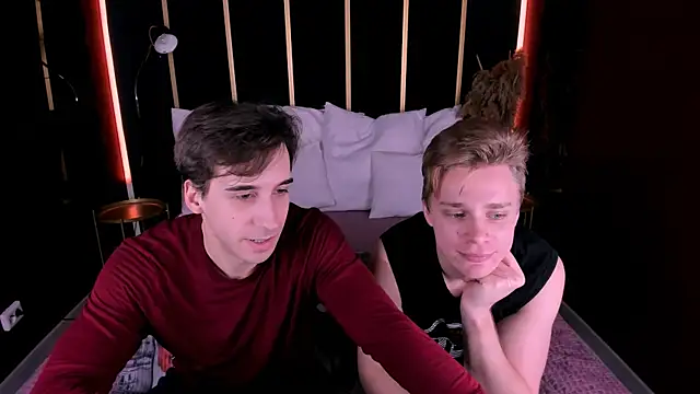 Snapshot of LawrenceMiles chatting on 11/10/25, 08:52 LawrenceMiles online show from 11/10/25, 08:52