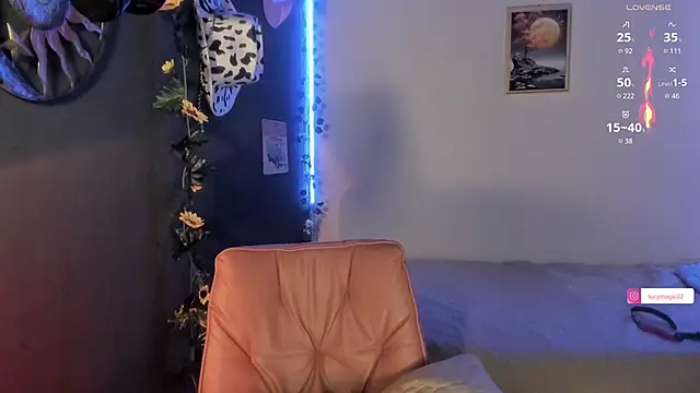 lucymagical1 online show from 06/08/26, 12:14