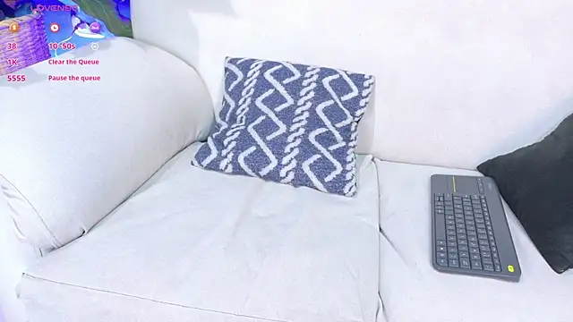 Daiisy kiss online show from 11/03/25, 01:29