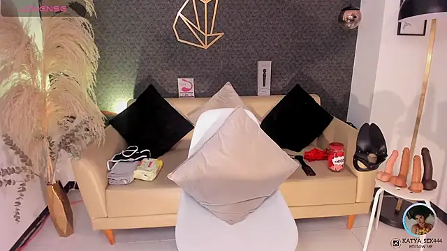 Katia fire online show from 09/20/25, 07:42