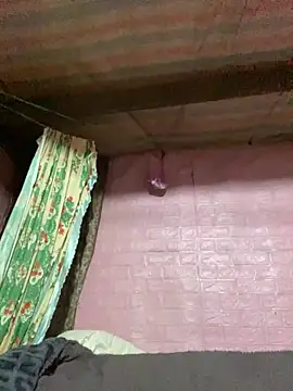 milo bae online show from 12/05/25, 02:20