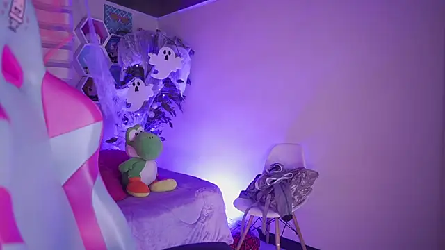 Lana Dreams  online show from 10/24/25, 12:41