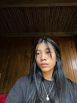 EmLy02 online show from 10/08/25, 02:53