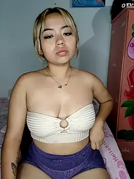 Emily  Hott online show from 09/18/25, 03:30