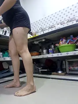 Nina vallon online show from 09/09/25, 10:37