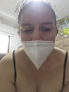 Snapshot of Nina_vallon chatting on 06/21/26, 04:20 Nina vallon online show from 06/21/26, 04:20