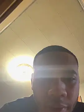 Kingstrokezxx online show from 11/26/25, 08:54