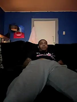 Kingstrokezxx online show from 12/02/25, 12:27