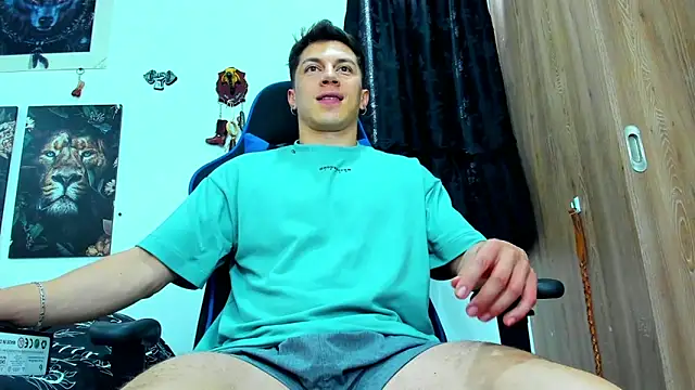 Snapshot of javiersexymann chatting on 03/20/25, 09:13 javiersexymann online show from 03/20/25, 09:13