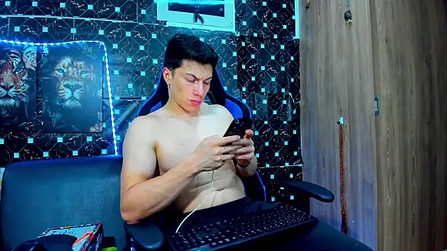 Snapshot of javiersexymann chatting on 09/18/25, 11:51 javiersexymann online show from 09/18/25, 11:51