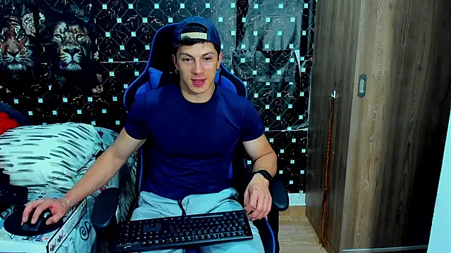 Snapshot of javiersexymann chatting on 01/09/26, 05:21 javiersexymann online show from 01/09/26, 05:21