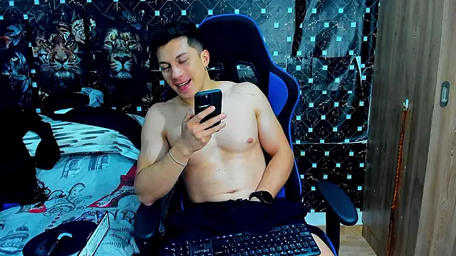 Snapshot of javiersexymann chatting on 02/14/26, 02:19 javiersexymann online show from 02/14/26, 02:19