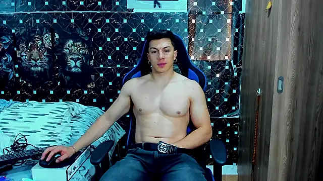 Snapshot of javiersexymann chatting on 02/16/26, 04:03 javiersexymann online show from 02/16/26, 04:03