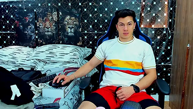 Snapshot of javiersexymann chatting on 03/02/26, 07:54 javiersexymann online show from 03/02/26, 07:54