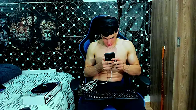 javiersexymann online show from 05/17/26, 01:14