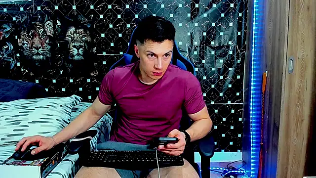 Snapshot of javiersexymann chatting on 07/14/26, 10:59 javiersexymann online show from 07/14/26, 10:59